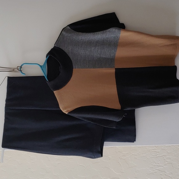 Arthur Tahari 3pc pantsuit 100% poly but feels like light weight wool size 18 - Picture 2 of 3